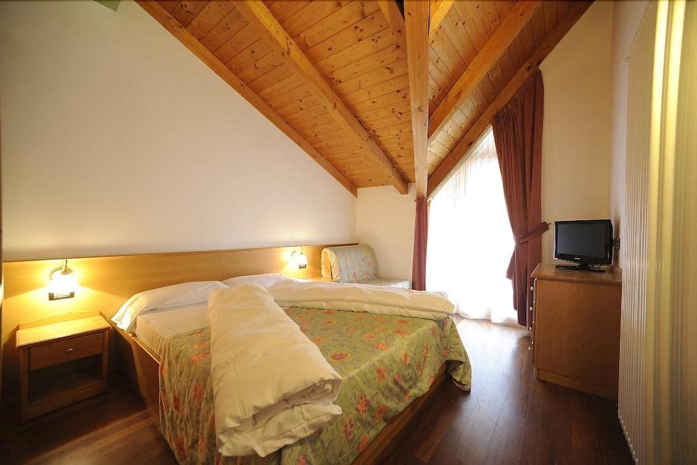 Residence Kristall- Fiemme Holidays Predazzo Exterior foto