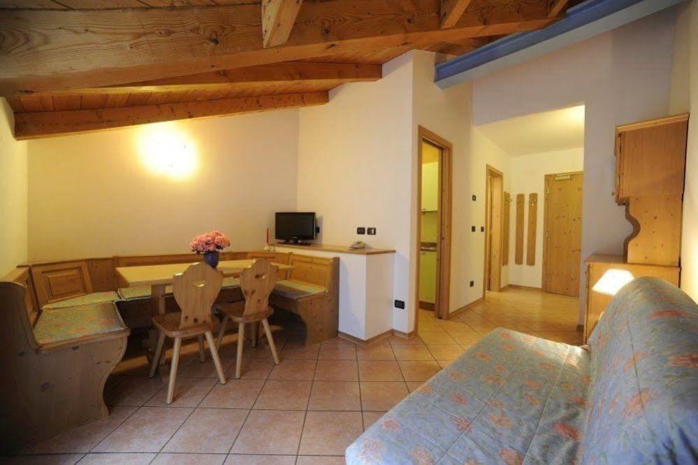 Residence Kristall- Fiemme Holidays Predazzo Exterior foto