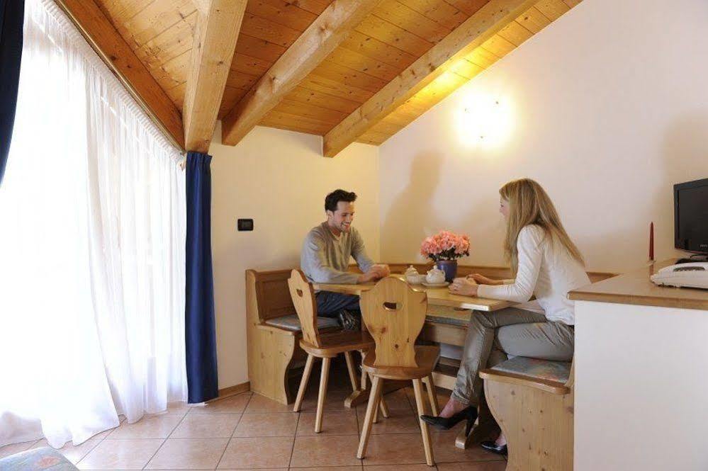 Residence Kristall- Fiemme Holidays Predazzo Exterior foto