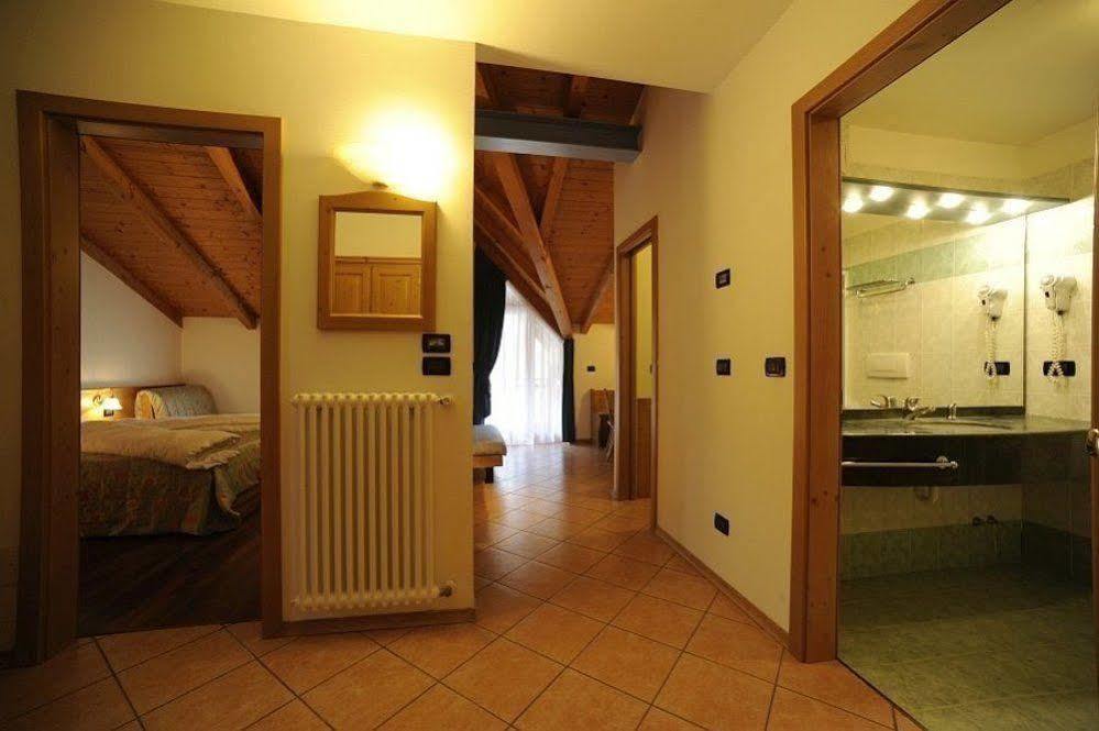 Residence Kristall- Fiemme Holidays Predazzo Exterior foto